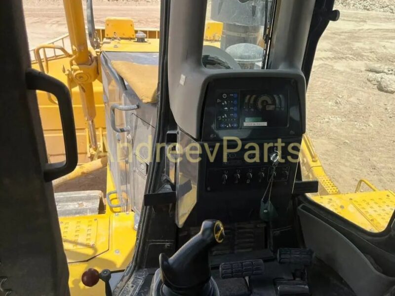 Бульдозер Komatsu D275A-5R