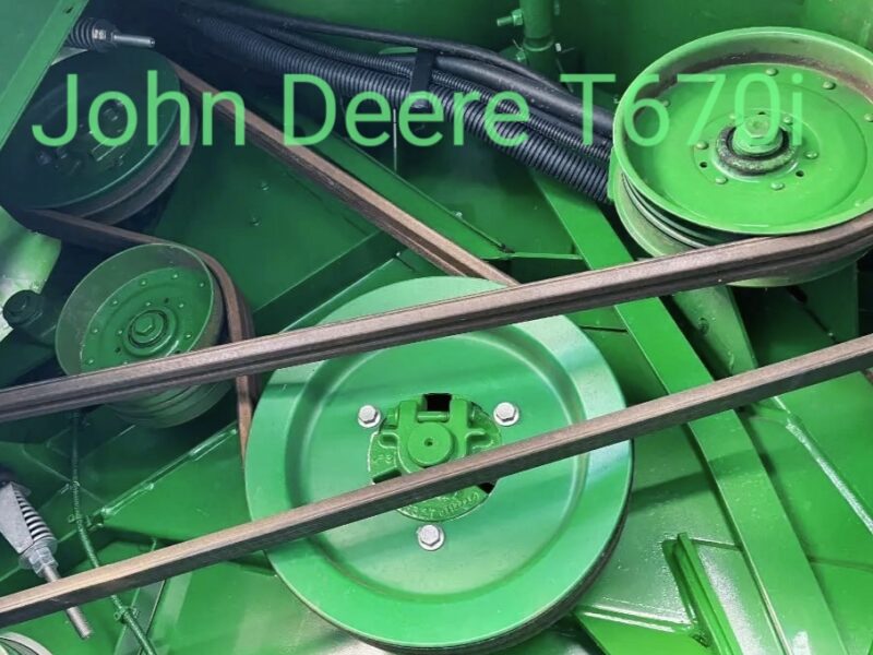 Зерноуборочный комбайн John Deere T660