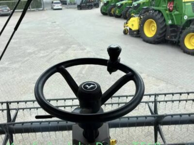 Зерноуборочный комбайн John Deere T560 (2008 г.в.)